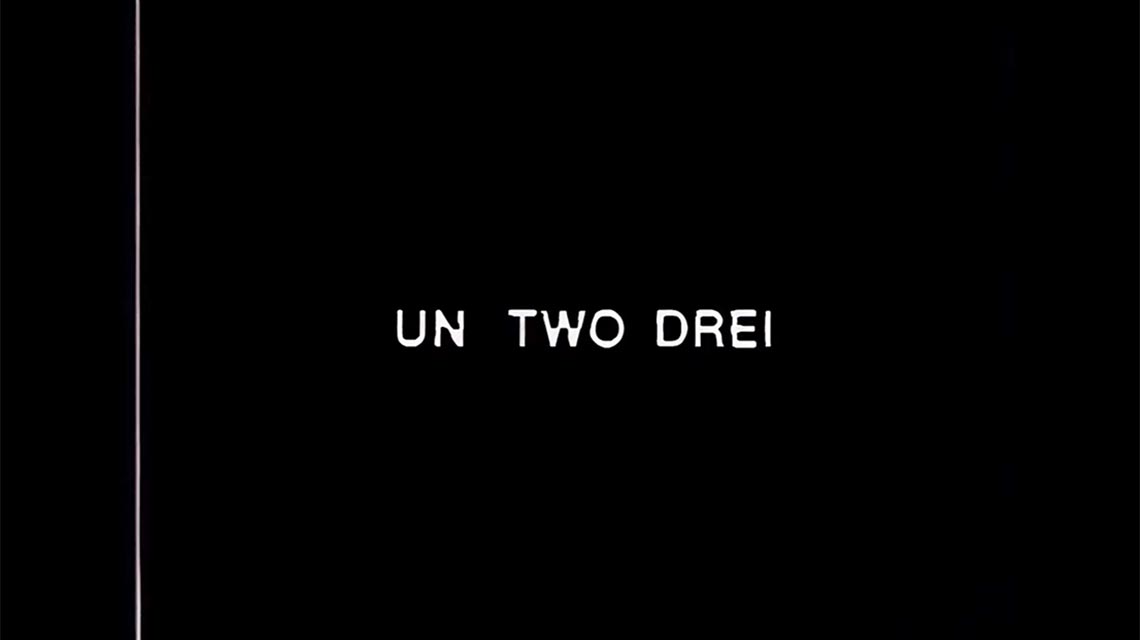 UN TWO DREI | 25 AV